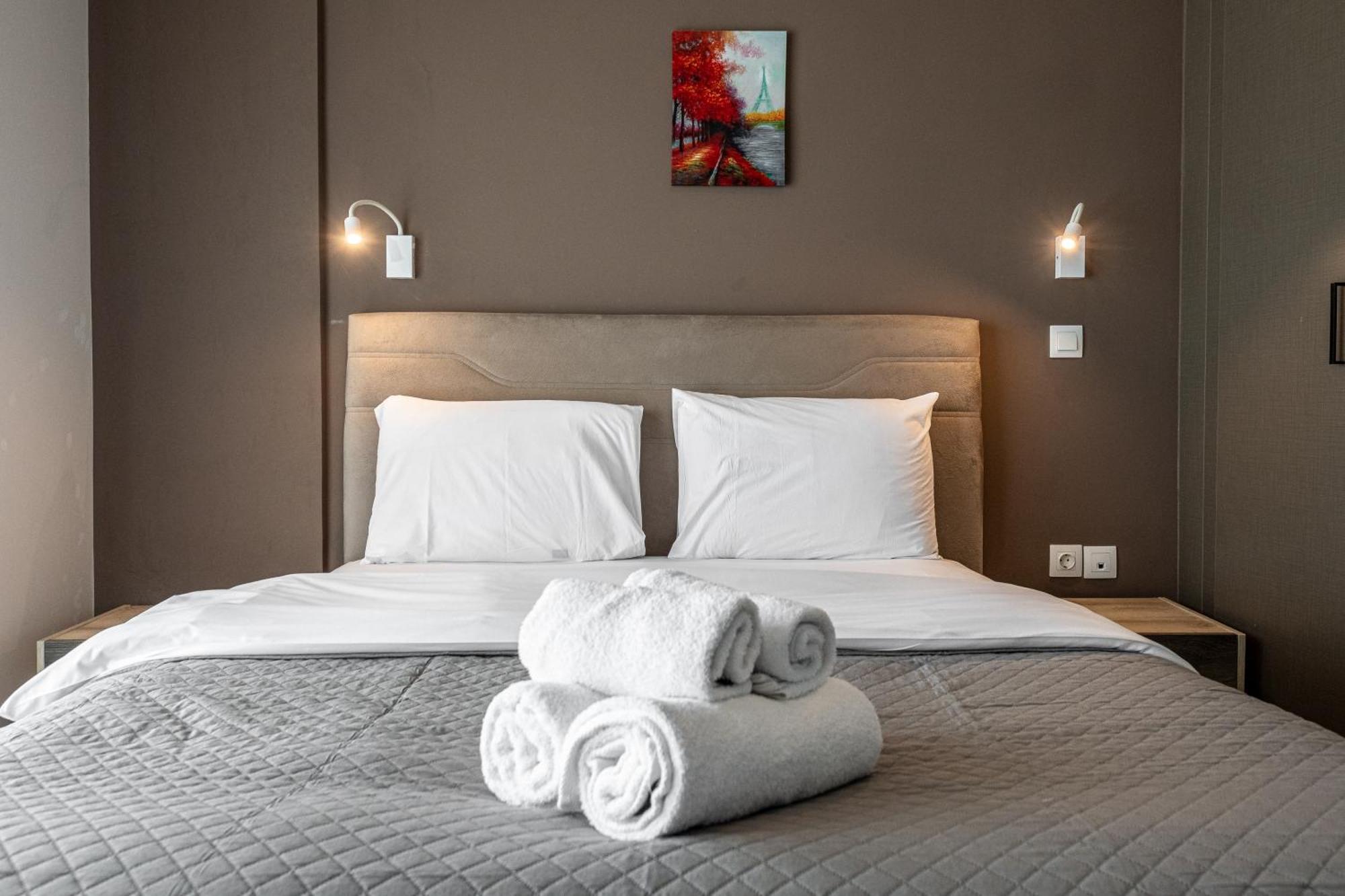 Athenian Infinity Apartments 外观 照片